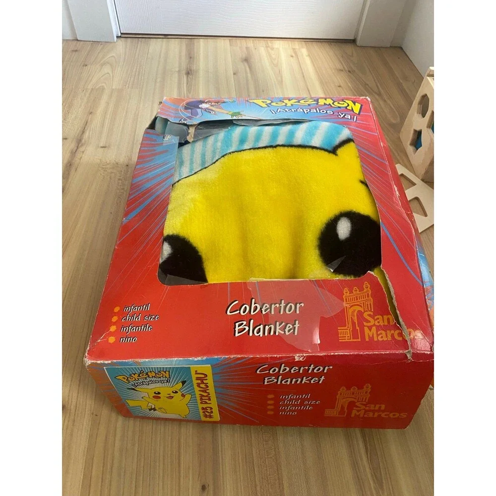 Vintage Nintendo Official Pokemon San Marcos Blanket Pikachu open Box